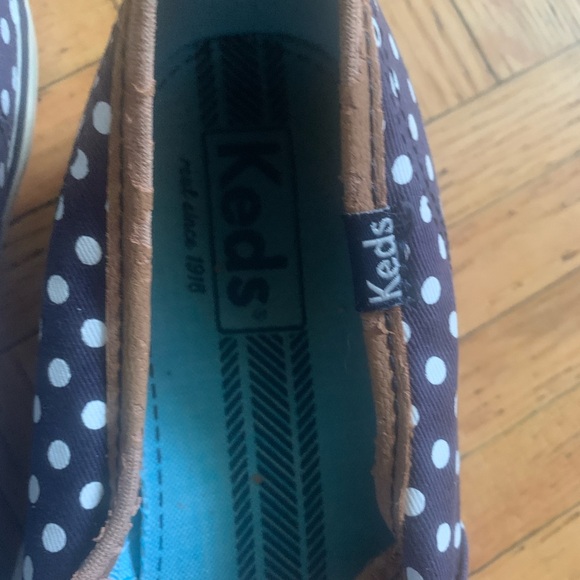 Keds Navy Blue Polka Dot Sneakers Size 8.5 - Picture 2 of 5